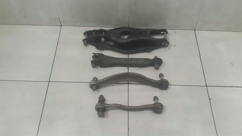 Mercedes W205 RRH Wishbone Set A2043502206 Rear Right Wishbone Set C200