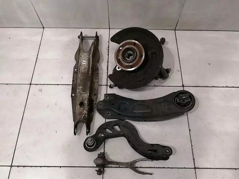 Mercedes A Class W176 A45 AMG RRH Hub A1763500600 Wheel Bearing Housing Rear Right