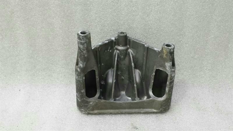 Porsche Boxster 718 Engine Mount 9A210147700 Engine Holder