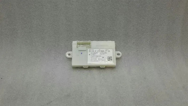 Mercedes E Class W213 Electronic Module A2139001710 ECU Keyless Go
