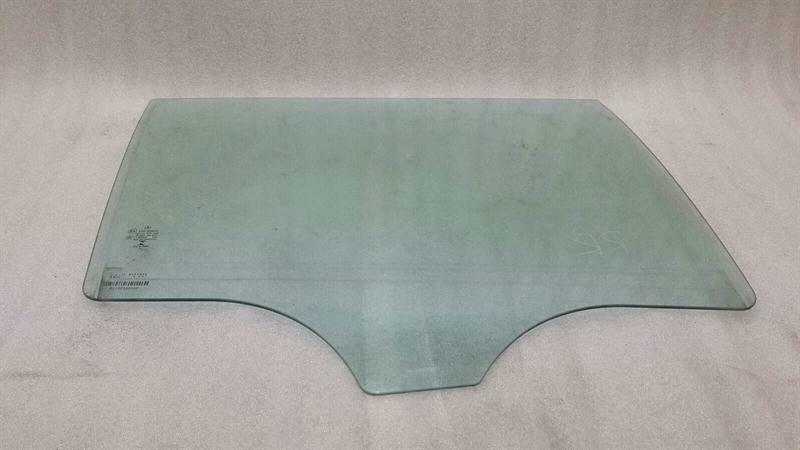 Mercedes E Class W213 right rear door glass A2137350400 door window rear right
