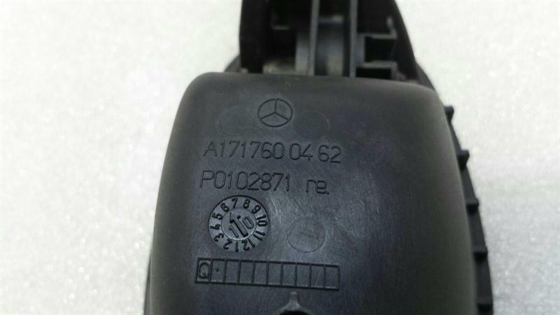 Mercedes SLK R171 right door inner handle A1717600462 interior door handle right