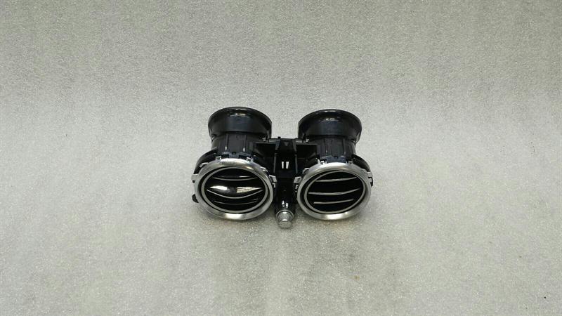 Mercedes E W213 right air vent A2138307800 ventilation nozzle ventilation grille right
