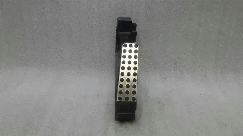 Mercedes SLK R171 Throttle Pedal (Electrical) A1703000404 Throttle AMG Cover