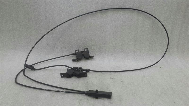 Mercedes SLK R171 Bonnet Lock A1718800159 Bonnet Lock