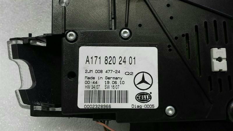 Mercedes SLK R171 dome light A1718202401 9051 interior light interior light