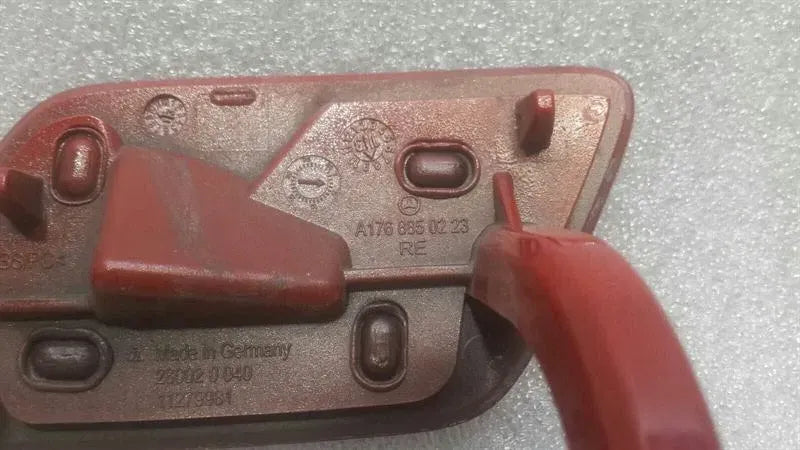 Mercedes A Class W176 Right Bumper Cover A1768850223 Wiper Cover Front RE