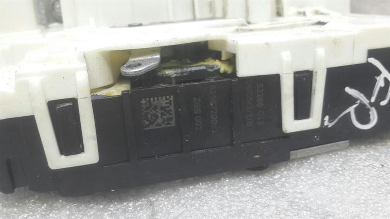 Mercedes A W176 right door lock A1667200635 door lock front right