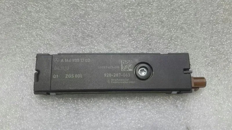 Mercedes A Class W176 Aerial / Antenna A1669051702 Antenna Amplifier