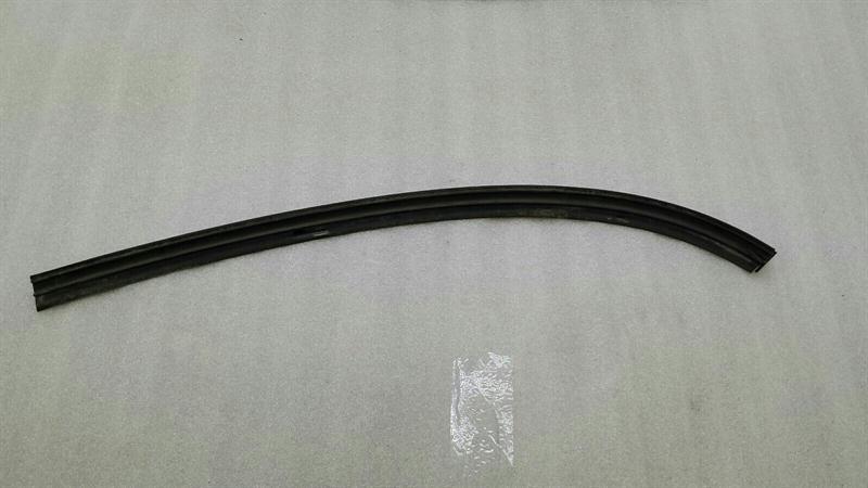 Mini Countryman S R60 Left Rear 1/4 Glass 9801507 Door Panel 1/4 Rear Left