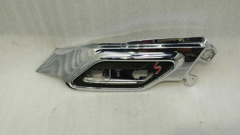 Mini Countryman S R60 Right Wing Front Grille 9803127 Fender Grille Right