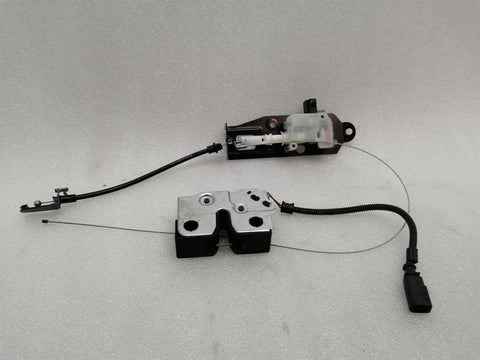 Porsche Boxster 718 Boot Lock 98151205304 Tailgate Lock