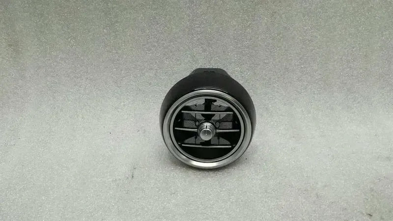 Mercedes C Class W205 Air Vent A2058304604 Ventilation Nozzle Vent Grille.