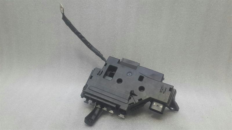 Mercedes C Class W205 Fuse Box A2055407011 Fuse Box Relay