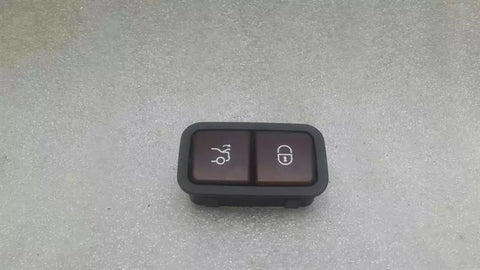 Mercedes C Class W205 W220 W215 Boot Switch A2208211479 Tailgate Switch