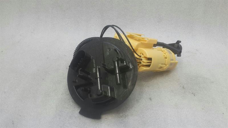 Mercedes C Class W205 Fuel Pump Electric A2054701694 Fuel Pump Coupe