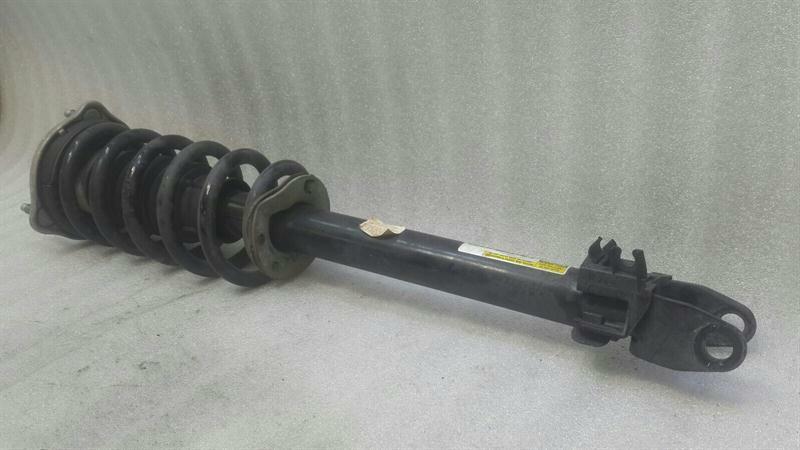 Mercedes C Class W205 Shock Absorber Front A2053202330 Shock Absorber Front Coupe