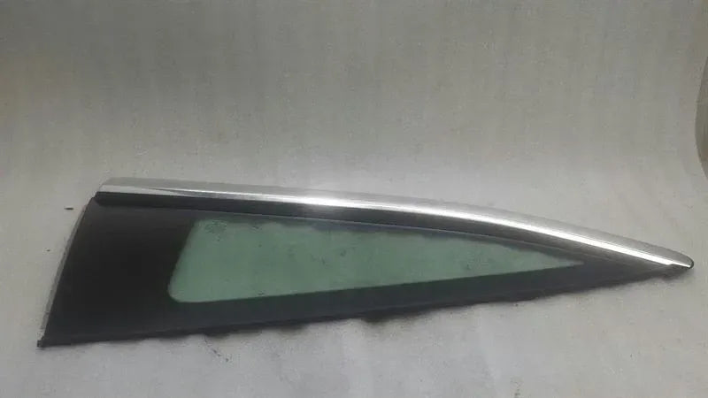 Mercedes C Class W205 Right Rear 1/4 Glass A2056703012 Door Glass 1/4 Rear RE