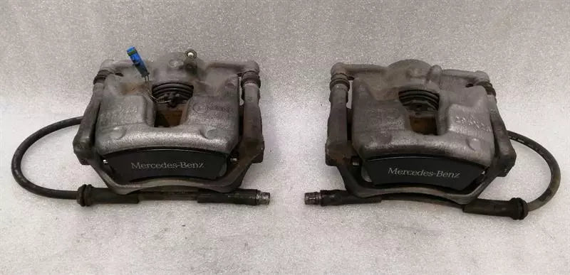 Mercedes GLA X156 front brake caliper set A0004217481 caliper front L + R