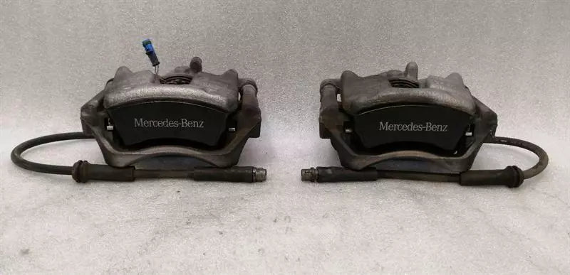 Mercedes GLA X156 front brake caliper set A0004217481 caliper front L + R