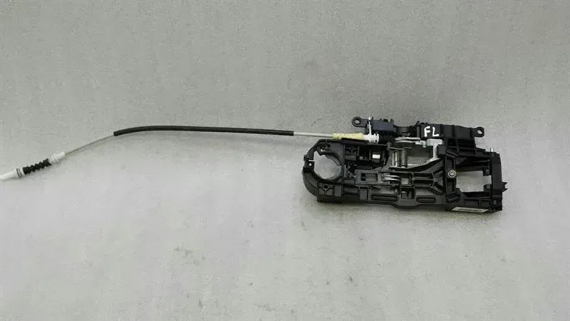 BMW 5 Series F10 528i RHD FLH Door Handle Carrier 7175649 Right Hand Drive