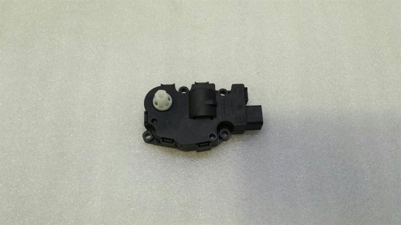 Porsche Boxster 718 Vent Flap Motor 29042016 Servo Motor