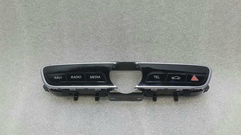 Mercedes E Class W213 CD Player Switch A2139054603 Switch Sat Nav Radio Audio