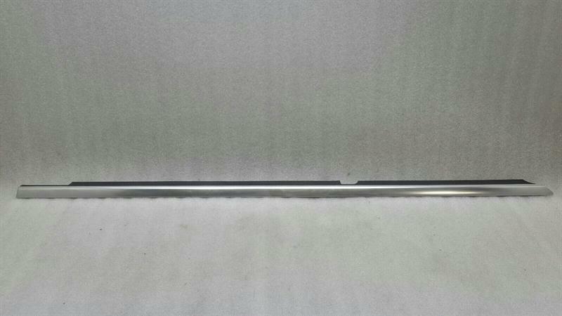 Mercedes ML W166 rear left body moulding A1667350365 strip rear left