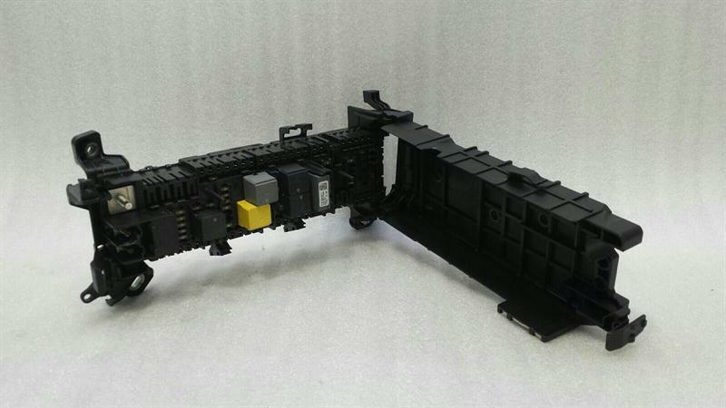 Mercedes A Class W176 W246 Fuse Box A2465400340 Fuse Box SAM