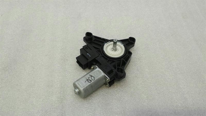 Mercedes A Class W176 Door Window Motor A2469063200 Window Regulator Motor