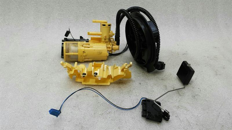 Mercedes GLC X253 Fuel Pump Electric A2054701694 Fuel Pump OM651 Diesel