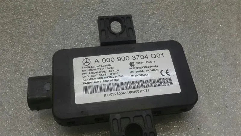 Mercedes W166 W176 tire pressure sensor A0009003704 control unit tire pressure TPM