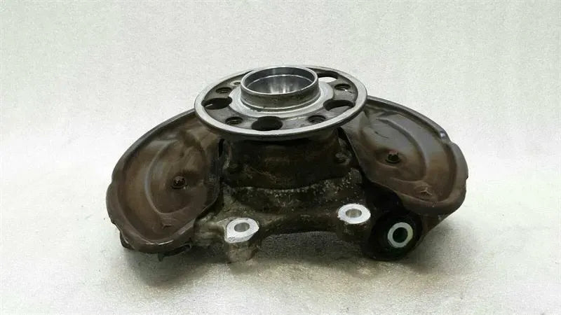 Mercedes GLC X253 Right Rear Hub A2133500241 Wheel Bearing Housing Rear Right