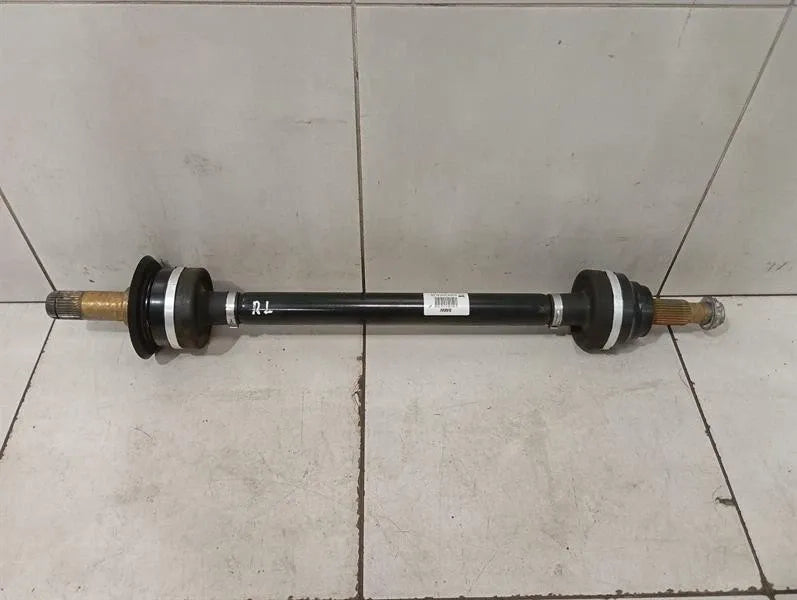 Rolls Royce Wraith RR5 RLH Drive Shaft 3320 8654609 Drive Shaft Rear Left