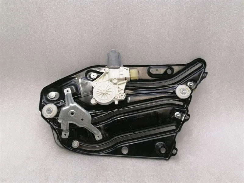 Rolls Royce Wraith RR5 RRH Door Winder 51377338154 Window Regulator Rear Right-