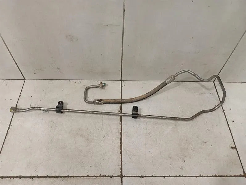 Rolls Royce Wraith RR5 COUPE Pressure Pipe 6782643 Oil Hose-