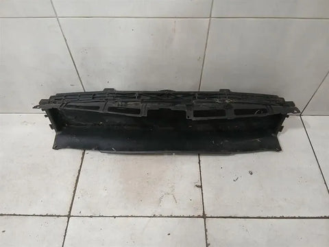 Porsche Macan 95B Front Grille 95B121635 Radiator Grille