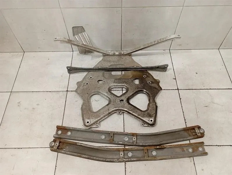 Porsche Cayman 718 holder bracket 98133126113 holder carrier