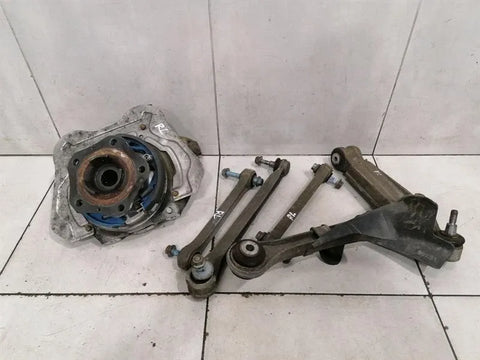 Porsche 911 997 GT3 RS Left Rear Hub 99733111180 Wheel Bearing Housing Rear Left -