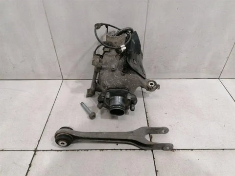 Porsche 911 991 Turbo Right Front Hub Center Lock 99134165824 Wheel Bearing Housing