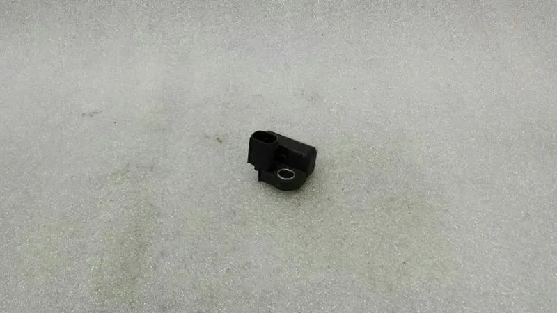 Mercedes C Class W205 Crash Sensor A0009057600 Impact Sensor SRS C63 AMG-