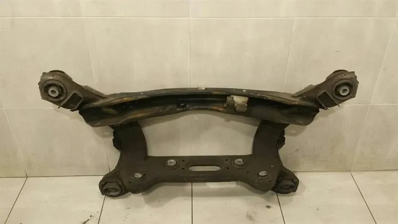 Mercedes C Class W205 Subframe Rear A2053507207 Axle Frame Rear Axle Frame-