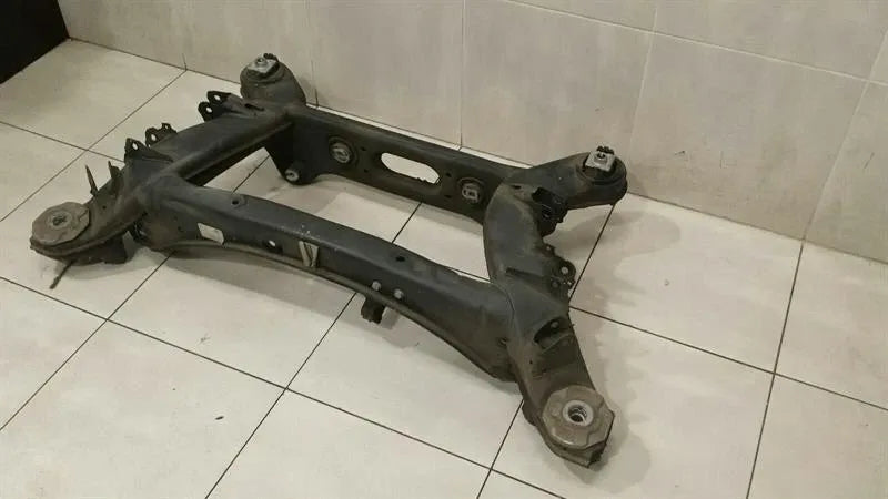Mercedes C Class W205 Subframe Rear A2053507207 Axle Frame Rear Axle Frame-