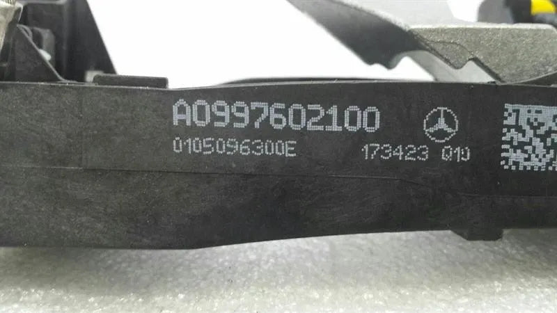 Mercedes GT C190 GTR door lock A1907203902 door lock RHD right-hand drive left-