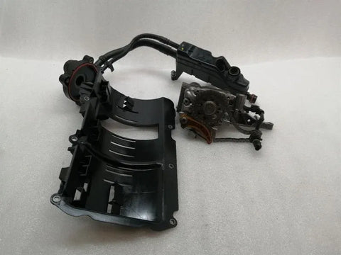 Mercedes C43 AMG M276 V6 W205 oil pump A2761800701 oil pump oil auxiliary pump-