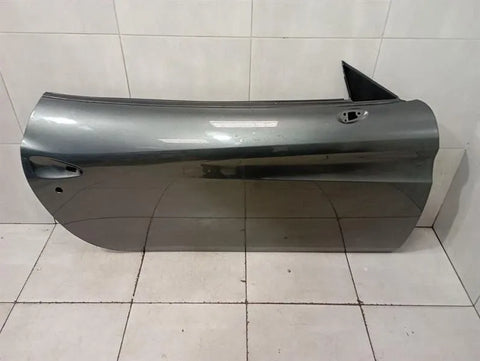 Ferrari California T F149 14-17 right front door 85680611 RHD door front right-