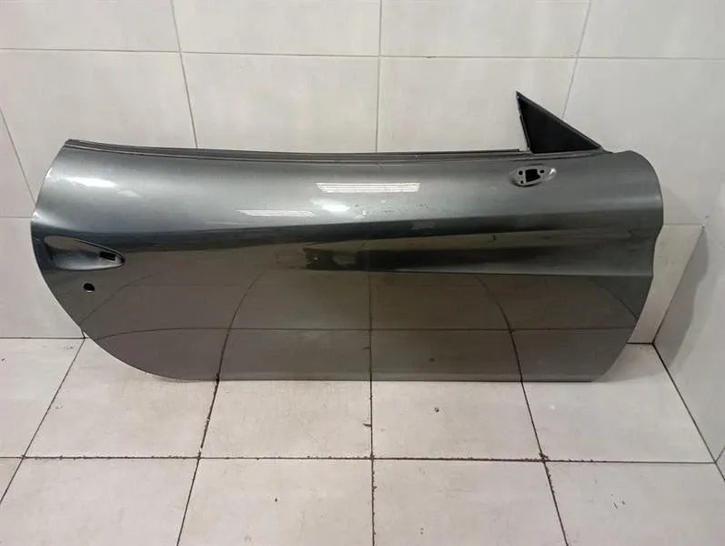 Ferrari California T F149 14-17 right front door 85680611 RHD door front right-