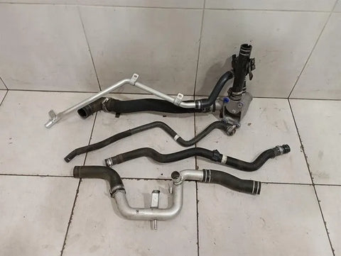 Ferrari GTC4 Lusso F151M Thermostat Housing Cooling Pipe 262913 Water Hose-