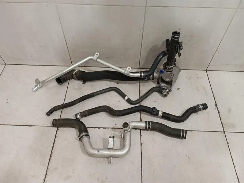 Ferrari GTC4 Lusso F151M Thermostat Housing Cooling Pipe 262913 Water Hose-