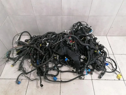 Ferrari GTC4 Lusso T 3.9 V8 F151M Wiring Loom MAIN RHD Wiring Harness FRONT + REAR